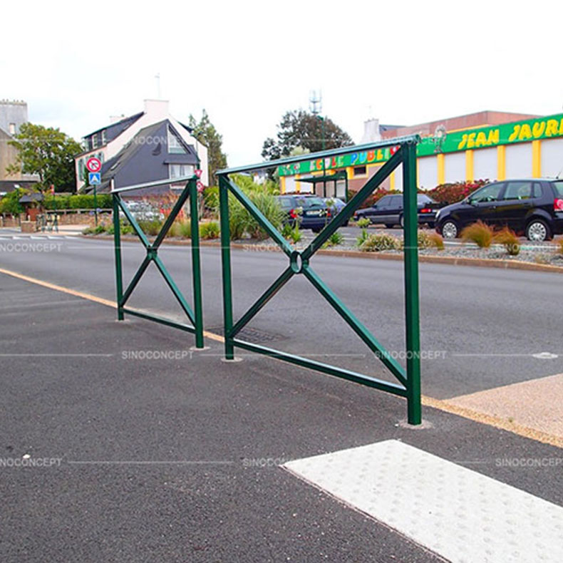 Barrière Lisbonne coloris vert pour aménagement urbain