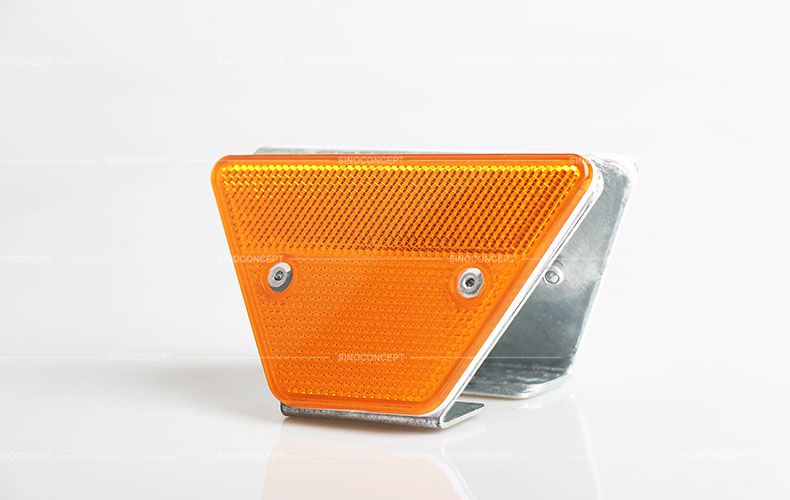 Réflecteur de glissière de sécurité orange pour sécuriser les voiries